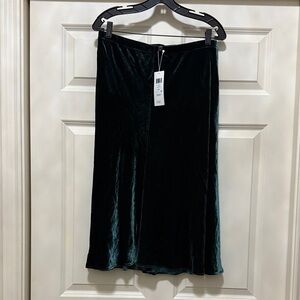Eileen Fisher Velvet Midi Skirt in color pine Deep Green size SP